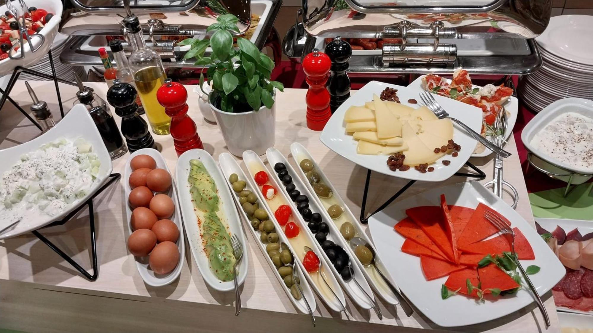 Hotel Colors 4*